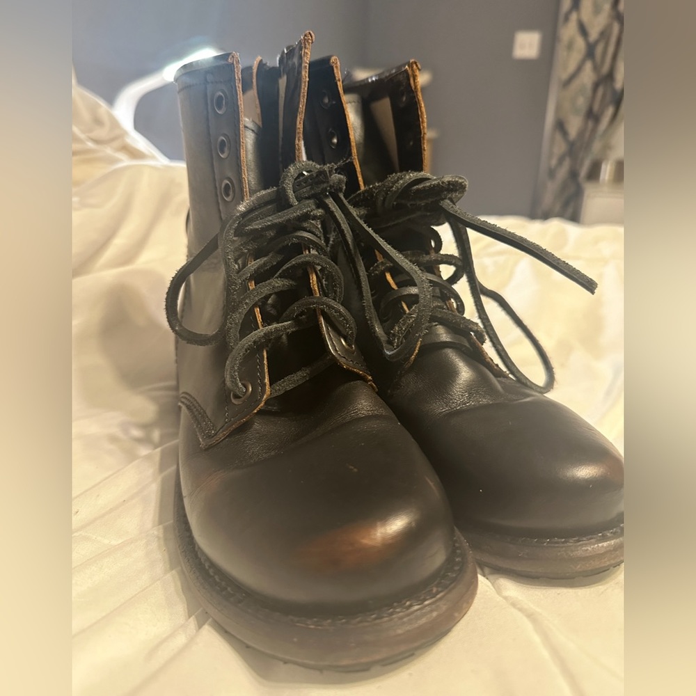 Manchester Freebird boots black leather size 6